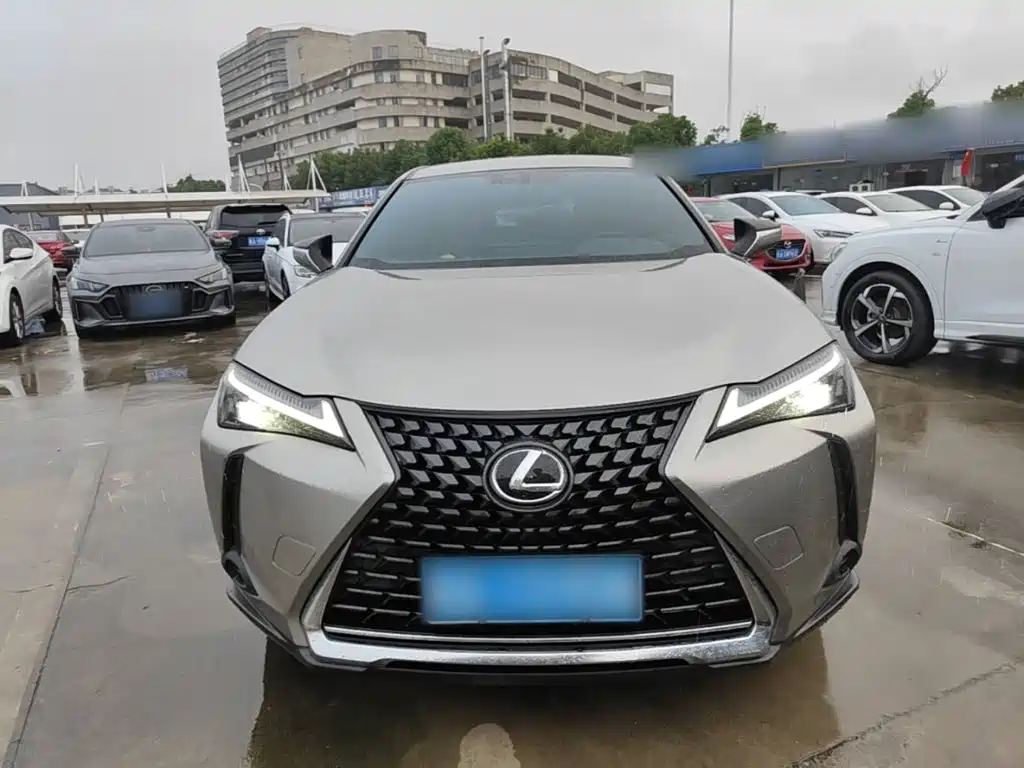 2023 Lexus UX