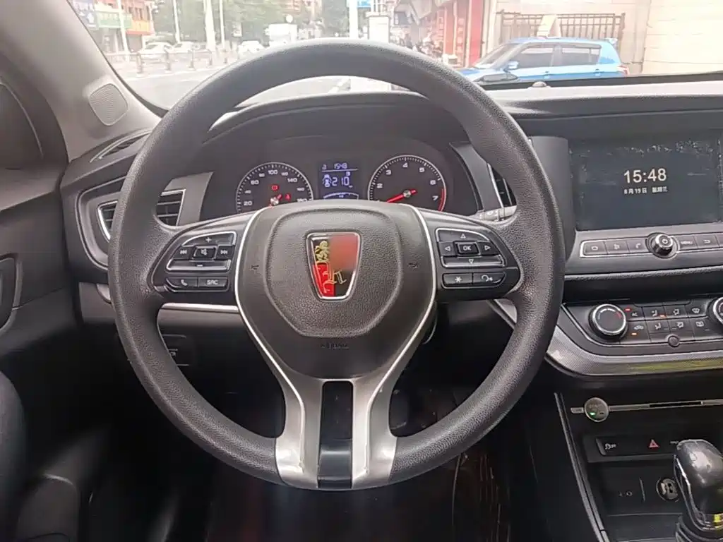 Фото 11 - Roewe 360