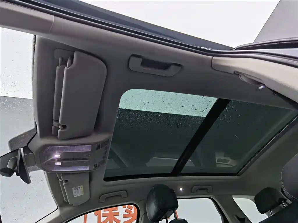 Volkswagen Touareg 2019 2.0TSI Sharp Wing Edition China VI фото 14
