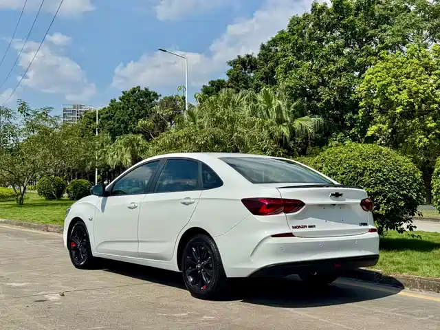 Chevrolet Monza 2019 Redline 320T DCT Joy Edition China VI — фото 5