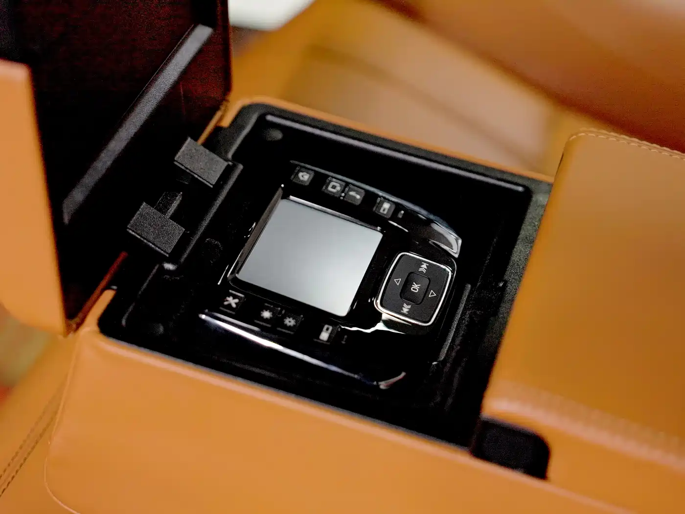 Jaguar XJ 2013 XJL 5.0 SC Ultimate Genesis Edition 5-seater фото 26