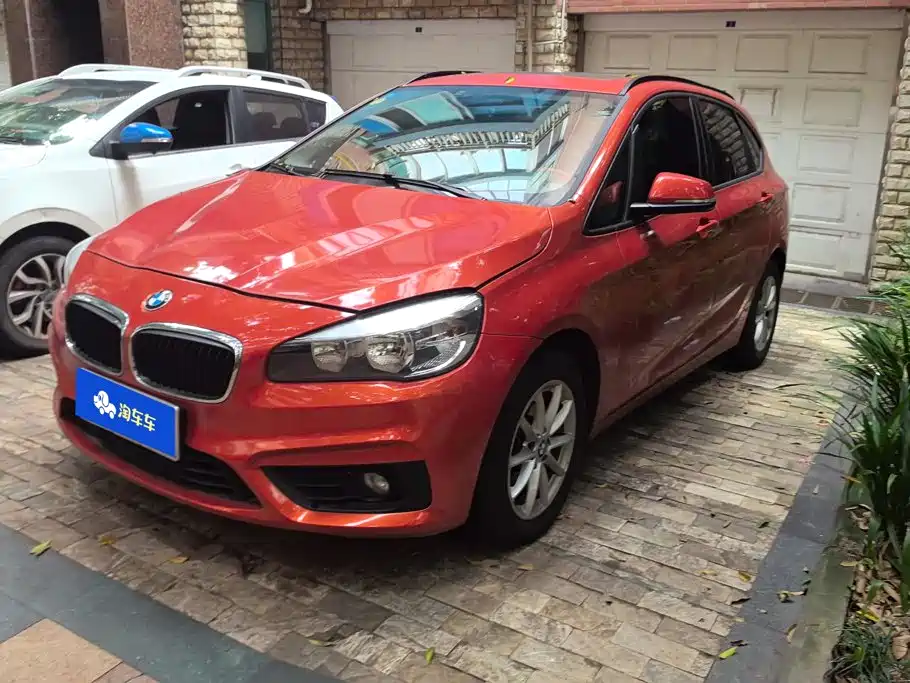 BMW 2 Series Touring 2017 2016 218i Fashion Model