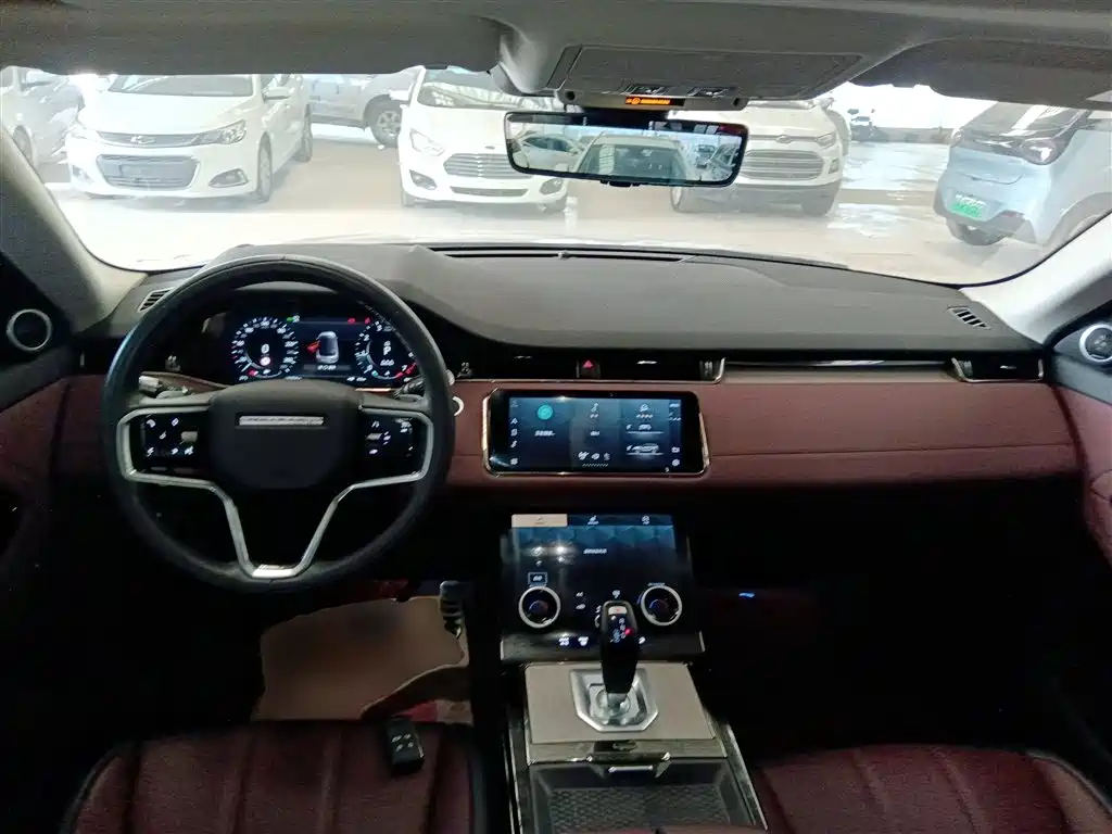 Land Rover Range Rover Evoque 2022 Range Rover Evoque L 249PS R-Dynamic Luxury Edition фото 6