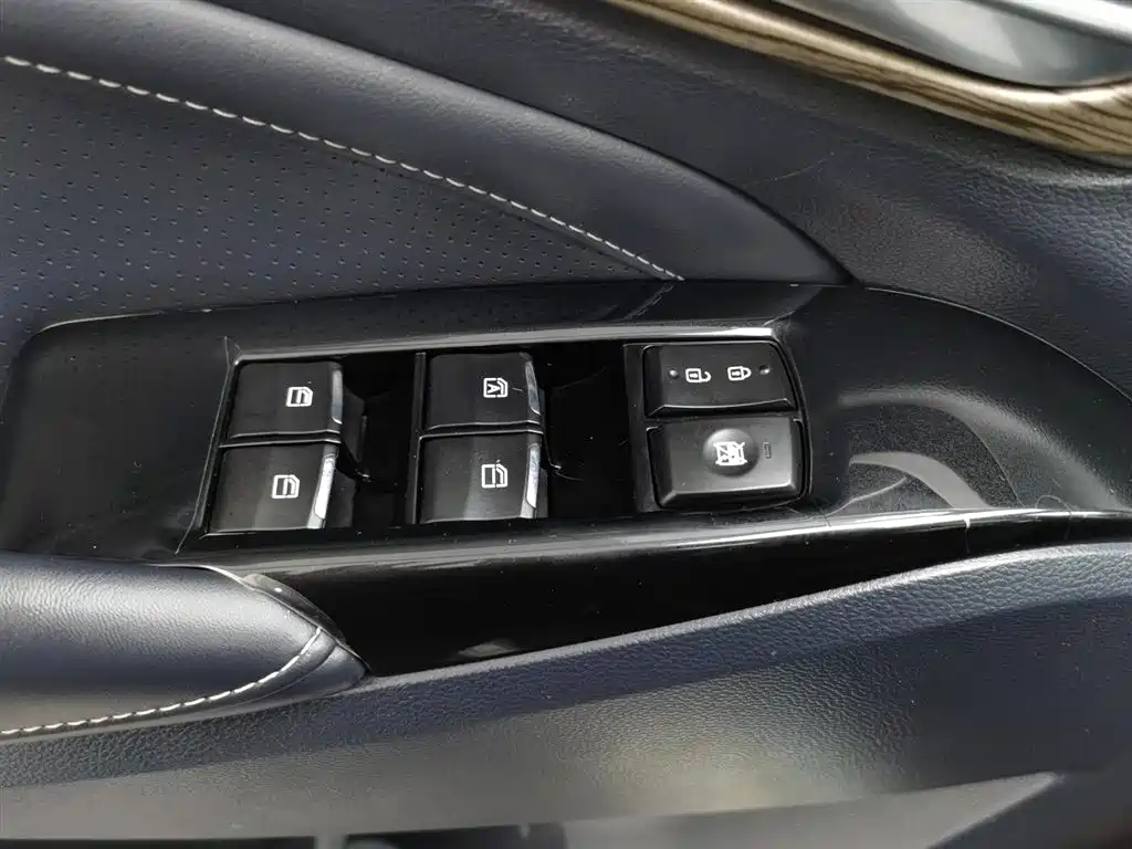GAC TRUMPCHI M8