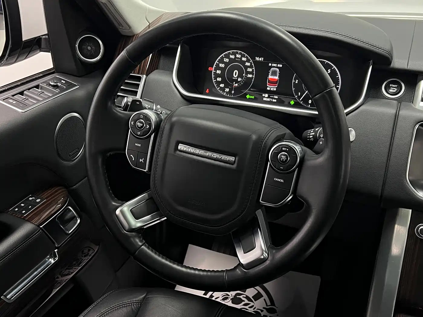 Land Rover Range Rover фото 34