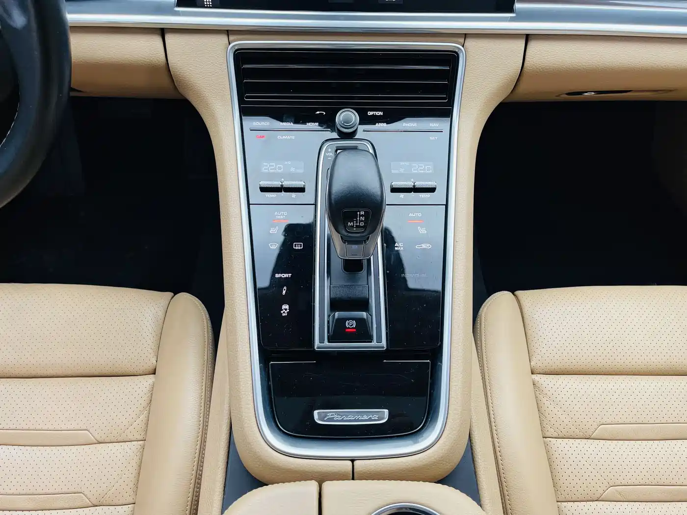Porsche Panamera 2017 Panamera 3.0T фото 14