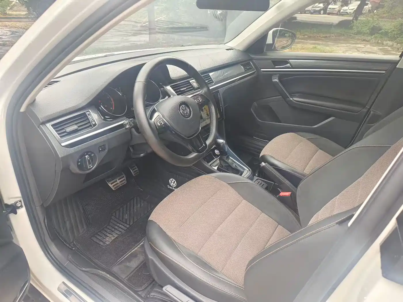 Volkswagen C-TREK 2019 2018 230TSI DSG Comfort