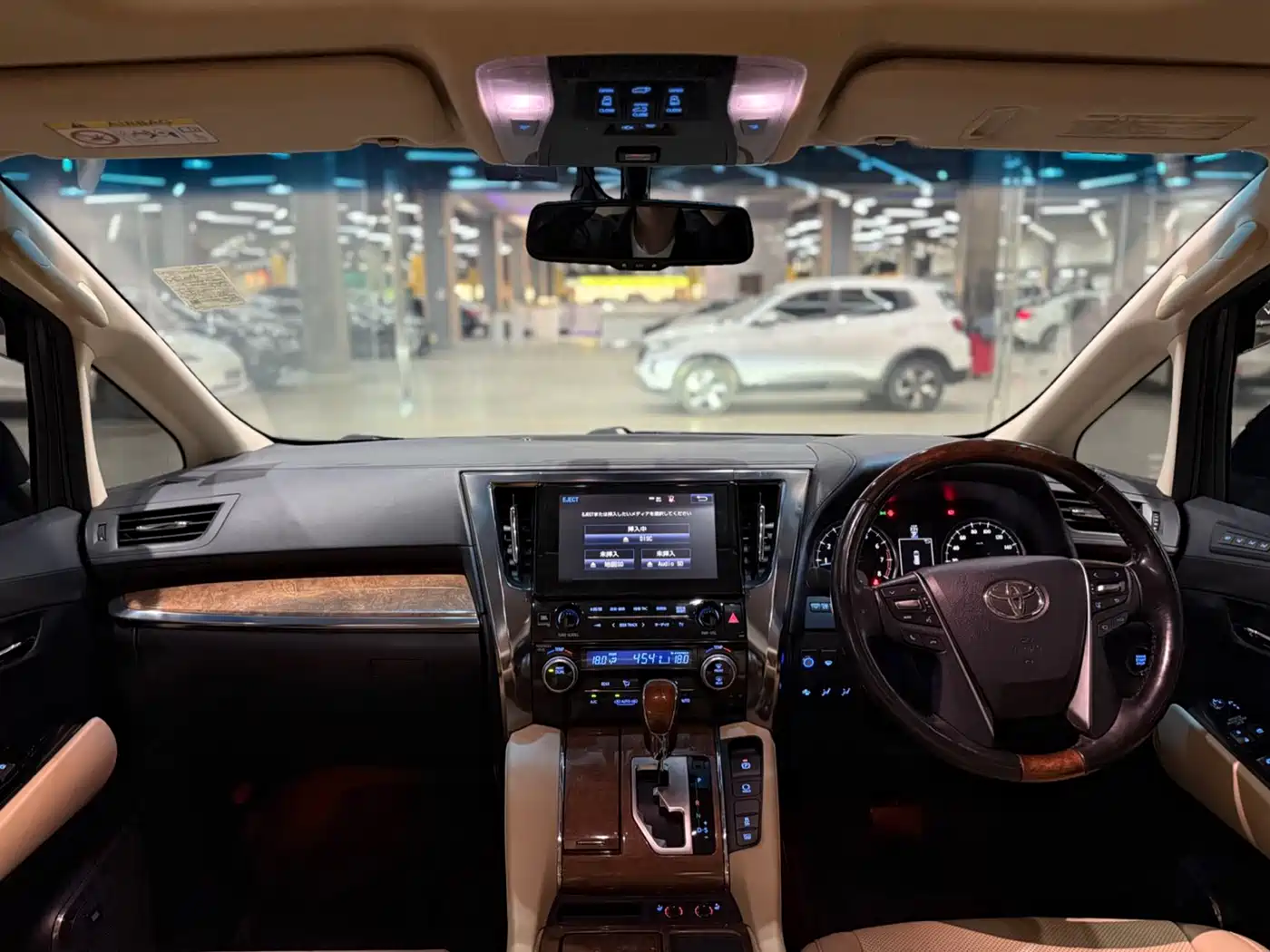 Toyota Alphard 2015 3.5L Premium Edition фото 11