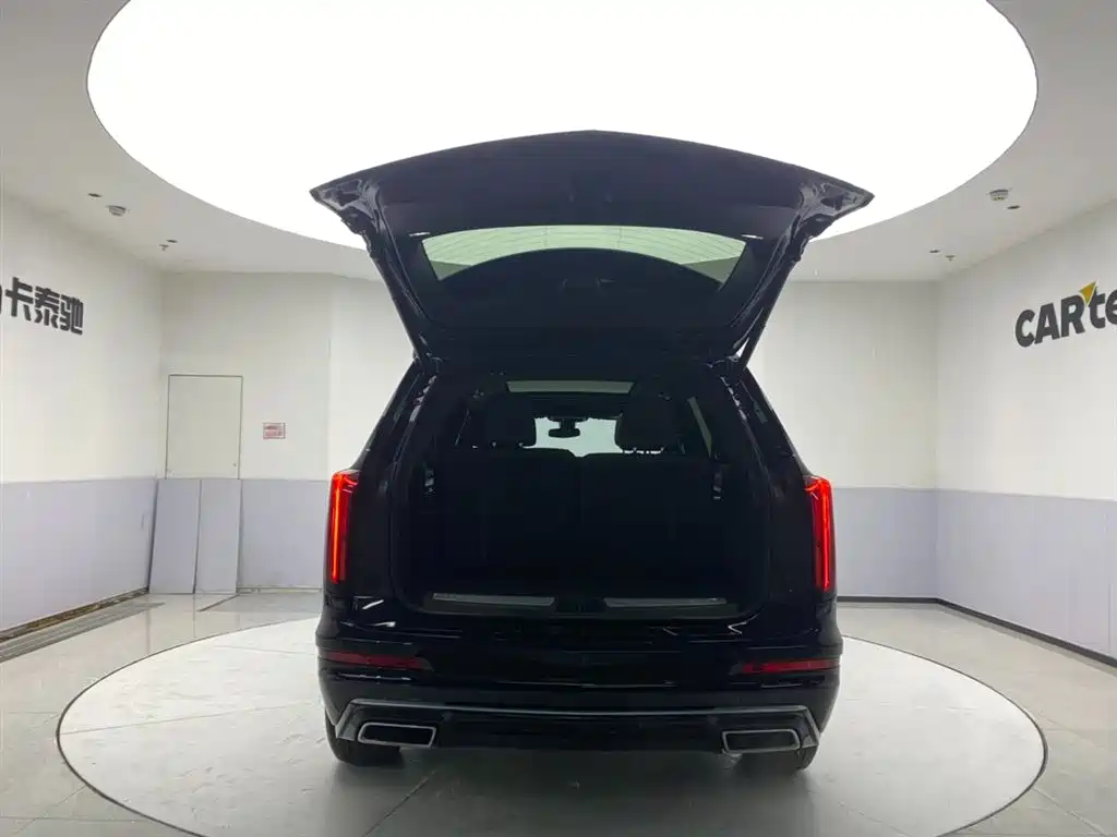 Cadillac XT6 2021 2.0T 7-Seater 4WD Trend Edition фото 31