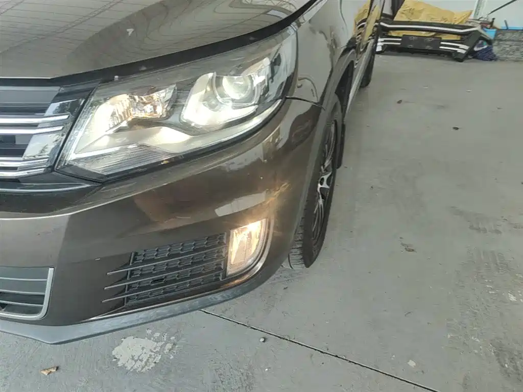 Volkswagen Tiguan 2015 1.8TSI Automatic 2WD Highline фото 24