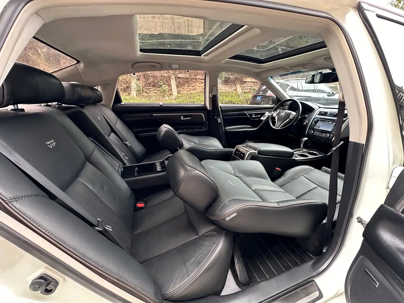 Nissan Teana 2014 Duke 2.5L XV-VIP Premium фото 19