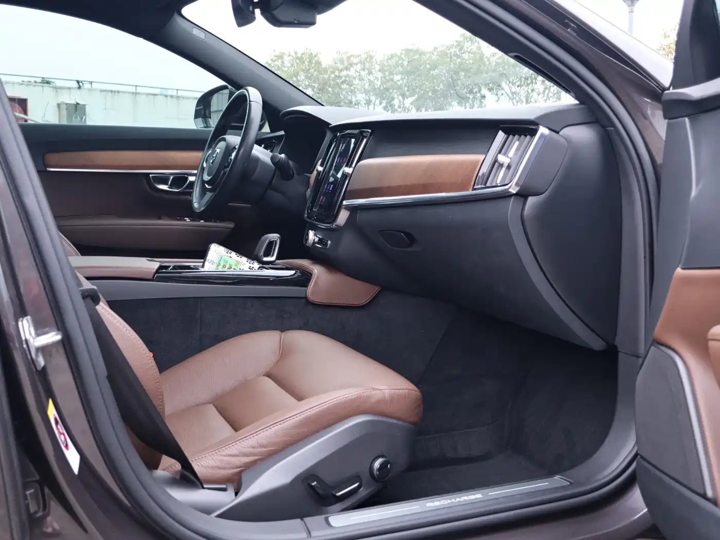 VOLVO S90 PLUG IN HYBRID