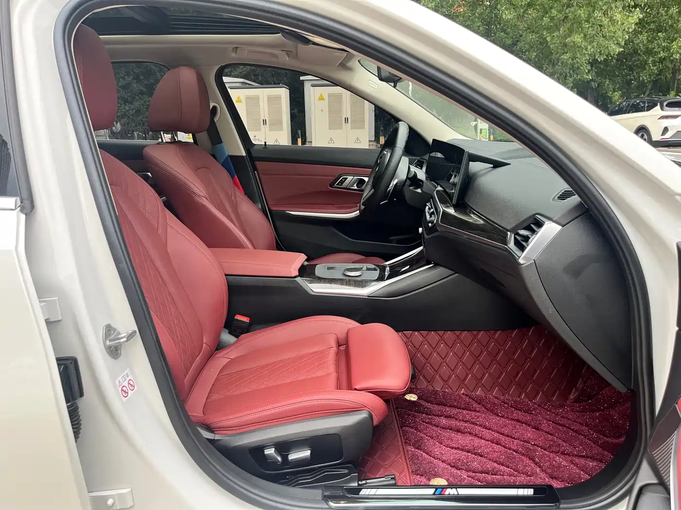 BMW 3 Series 2023 325Li M Sport Package фото 11