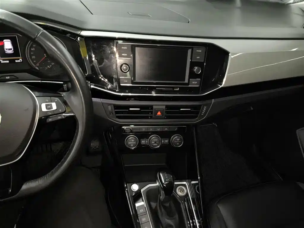 Volkswagen Tayron 2019 330TSI 2WD Luxury China VI фото 9
