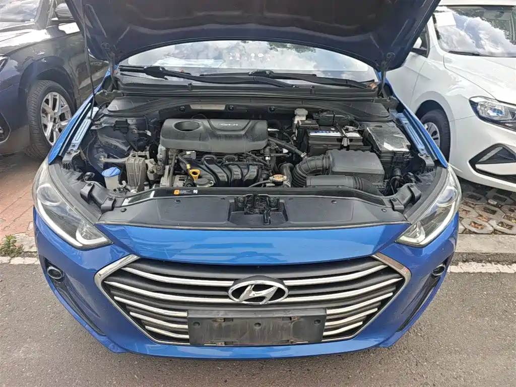 Hyundai Elantra 2016 Model 1.6L Automatic Smart Elite фото 20