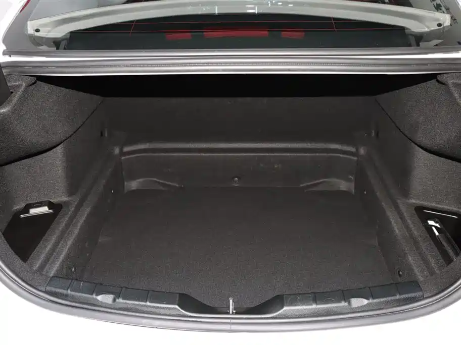 BMW 1 Series 2020 Model 120i M Sport Package фото 17
