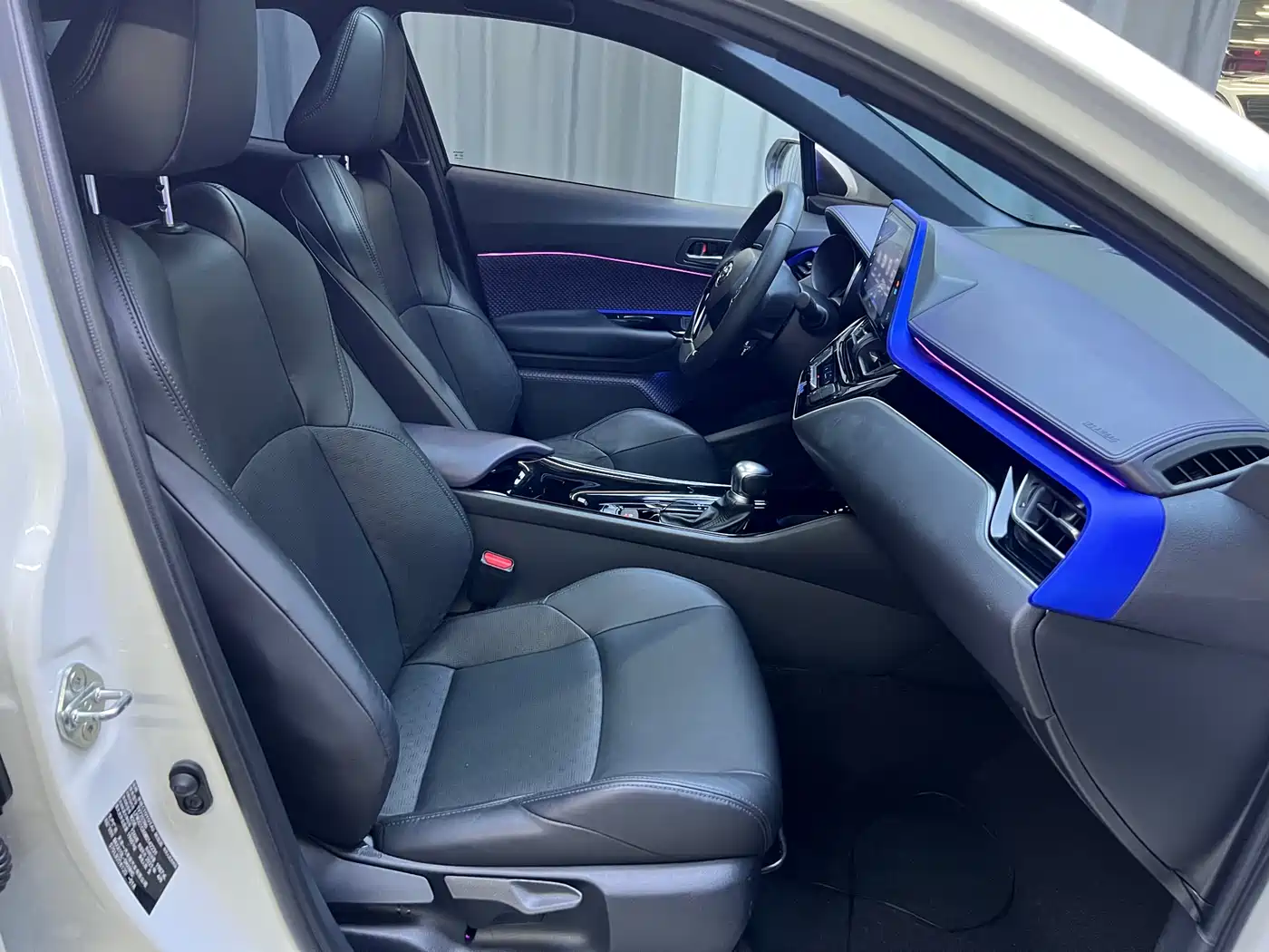 Toyota IZOA 2020 2.0L Yi Chi Edition фото 14