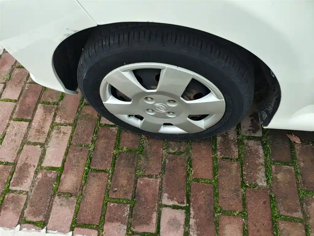BYD F0 2015 1.0L AMT Xuan Cool Edition фото 23