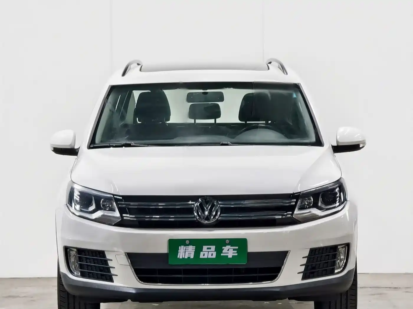 Volkswagen Tiguan 2016 Model 300TSI Automatic 4WD Trend Vision Edition фото 2