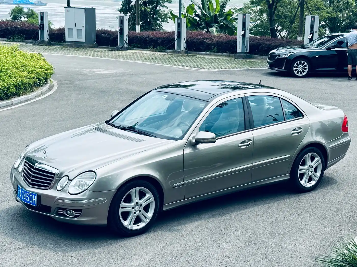 Mercedes-Benz E-Class 2008 Model E 280 Personality Sport Edition фото 3