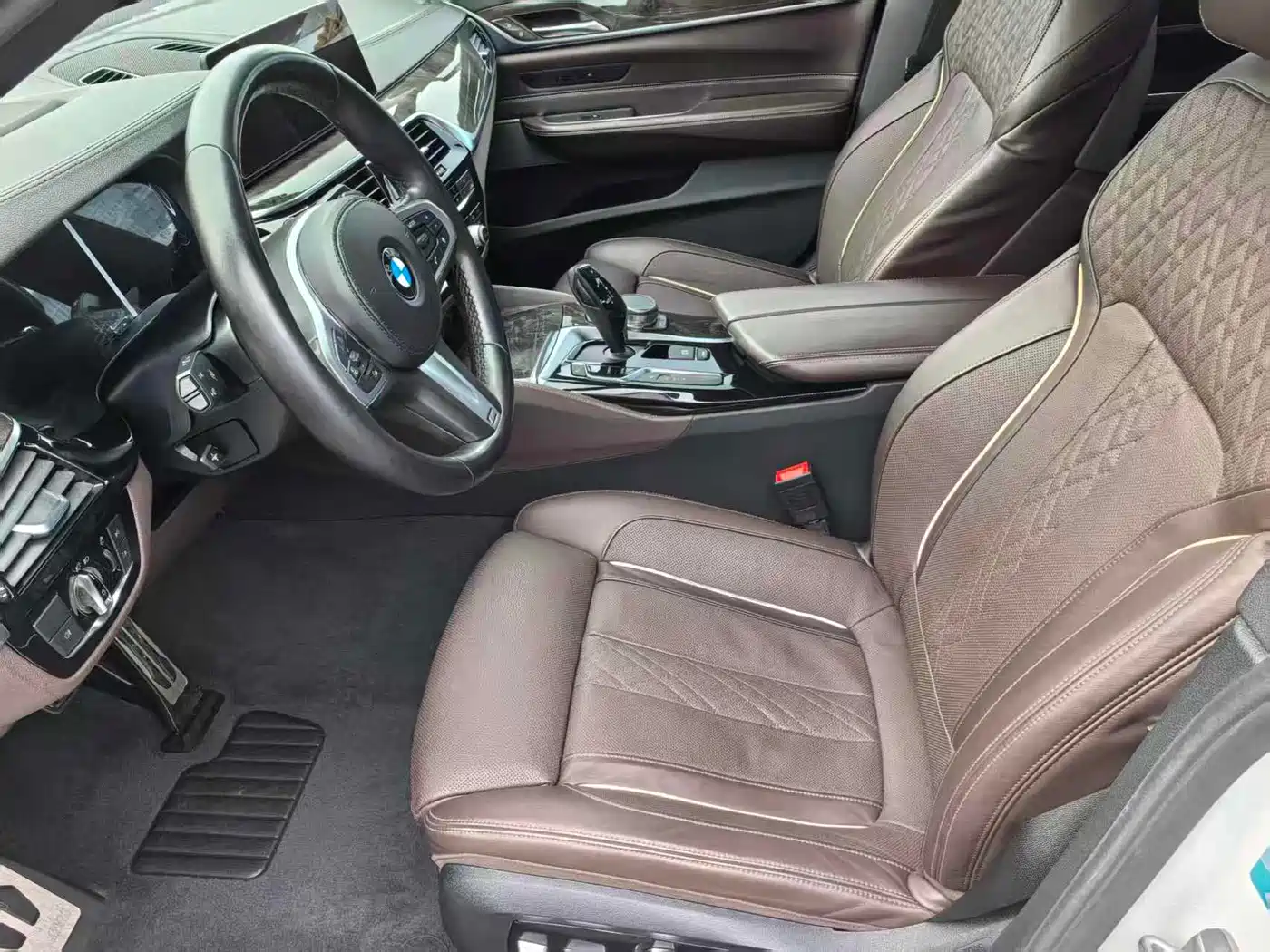 BMW 6 Series GT 2018 640i xDrive M Sport Package фото 7