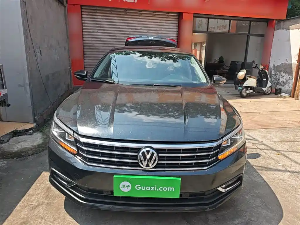 Volkswagen Passat 2017 330TSI DSG Prestige фото 3
