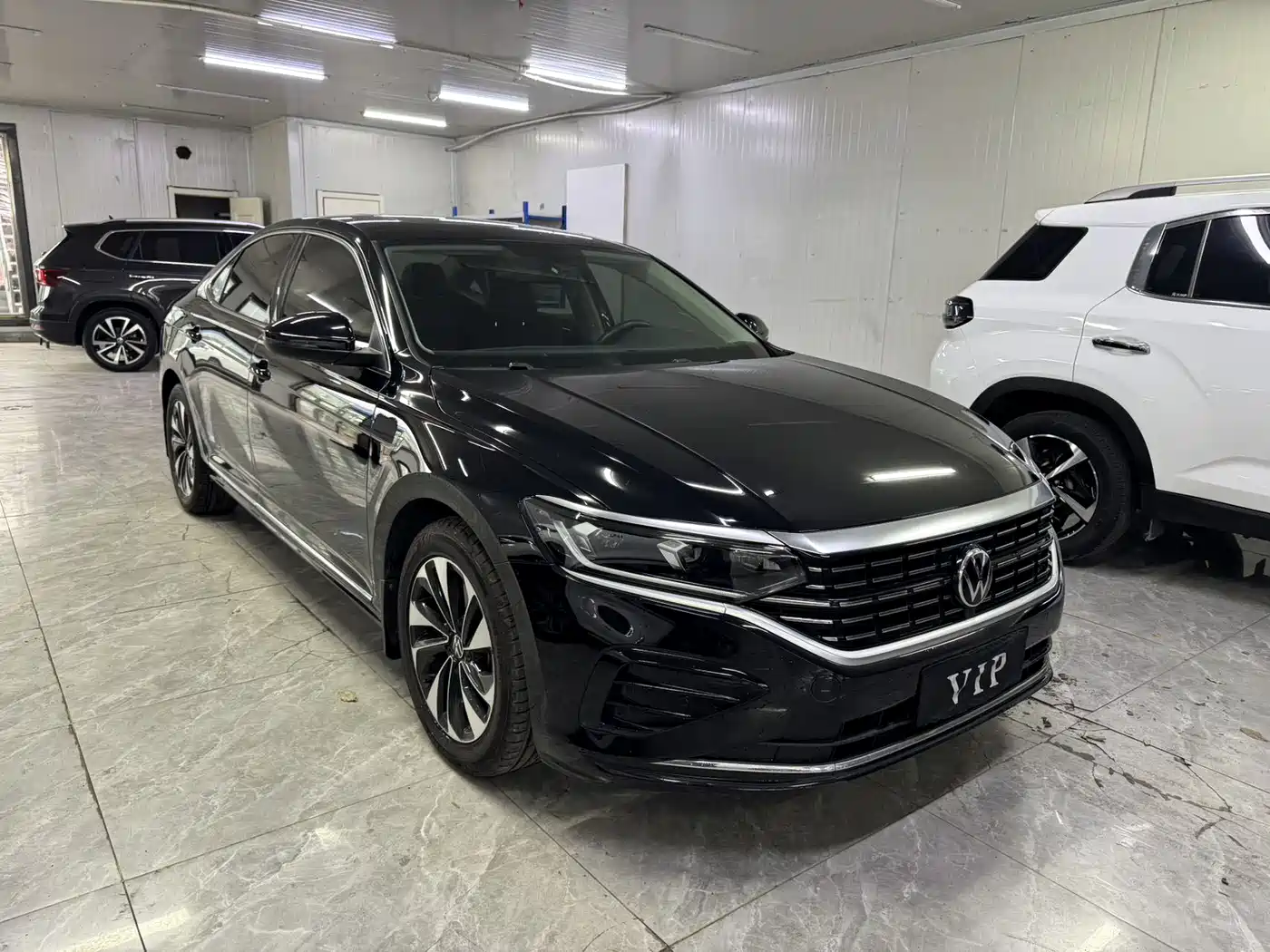 Volkswagen Passat 2022 280TSI Elite Edition фото 3