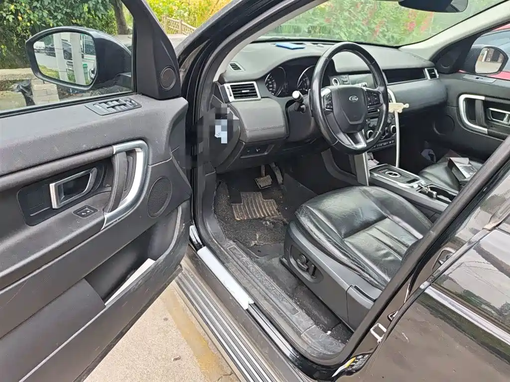 Land Rover Discovery Sport (Import) 2015 2.0T SE фото 14