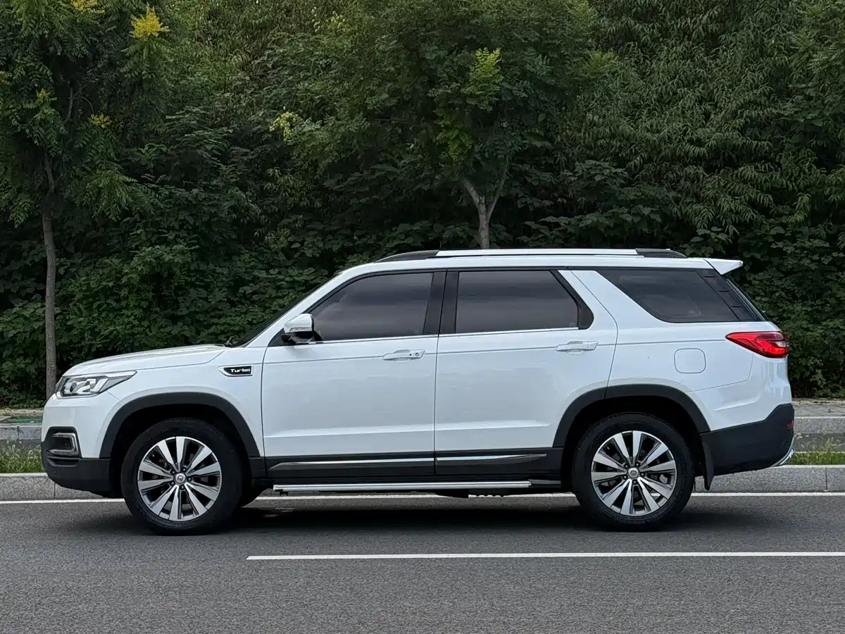 Changan CS95 2017 2017 2.0T FWD Zhitu Edition