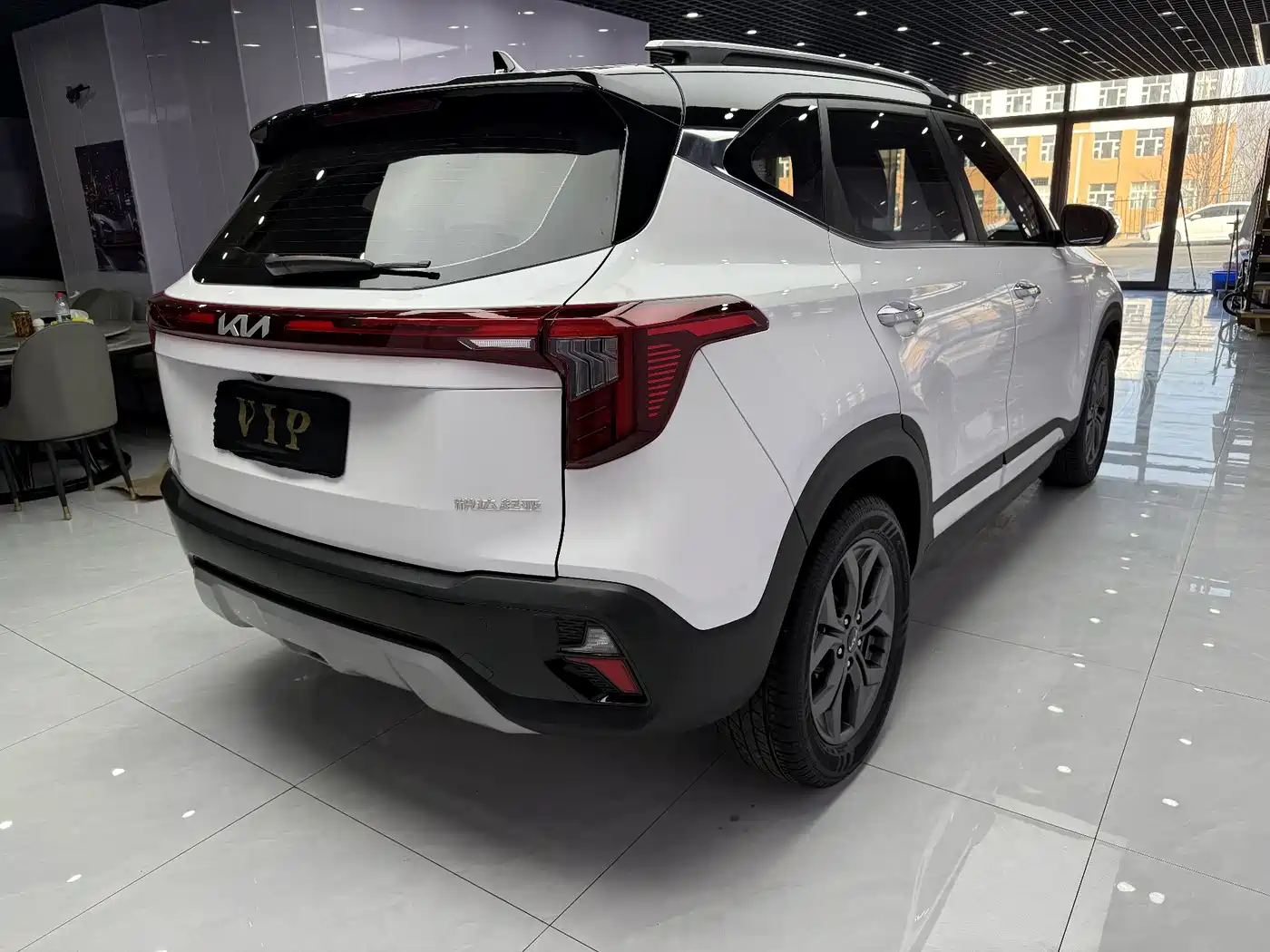Kia Seltos 2023 1.5L CVT Luxury Edition фото 6