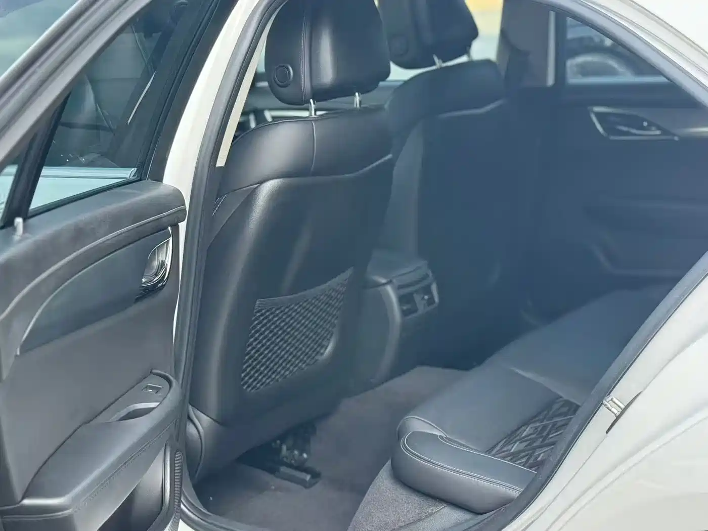 Cadillac ATS-L 2017 28T Technology фото 6