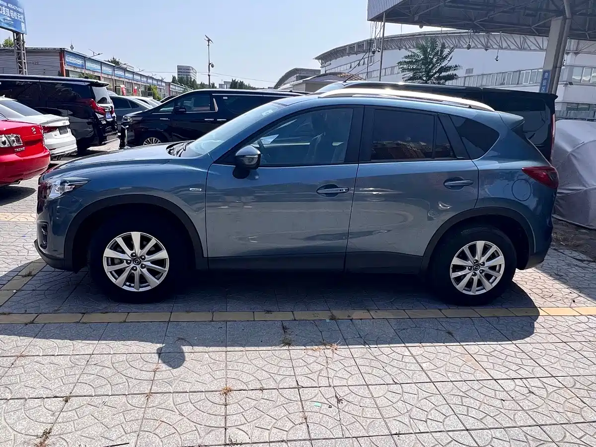 Фото 2 - Mazda CX-5