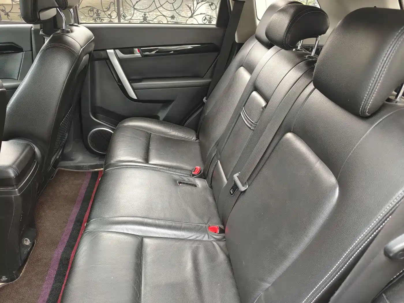 Chevrolet Captiva 2013 2.4L 2WD Urban Edition 7-seater фото 9