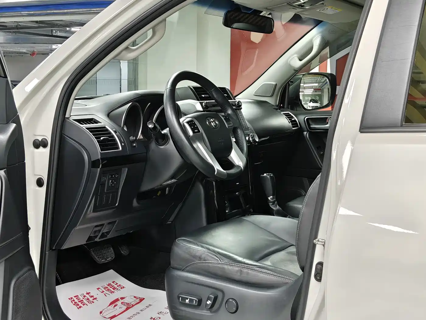 Toyota Prado 2016 2.7L Auto Standard Edition фото 8