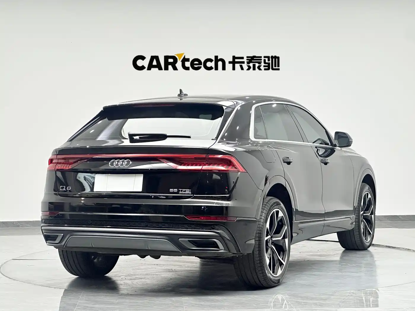 Audi Q8 2023 55 TFSI Luxury Sport фото 8