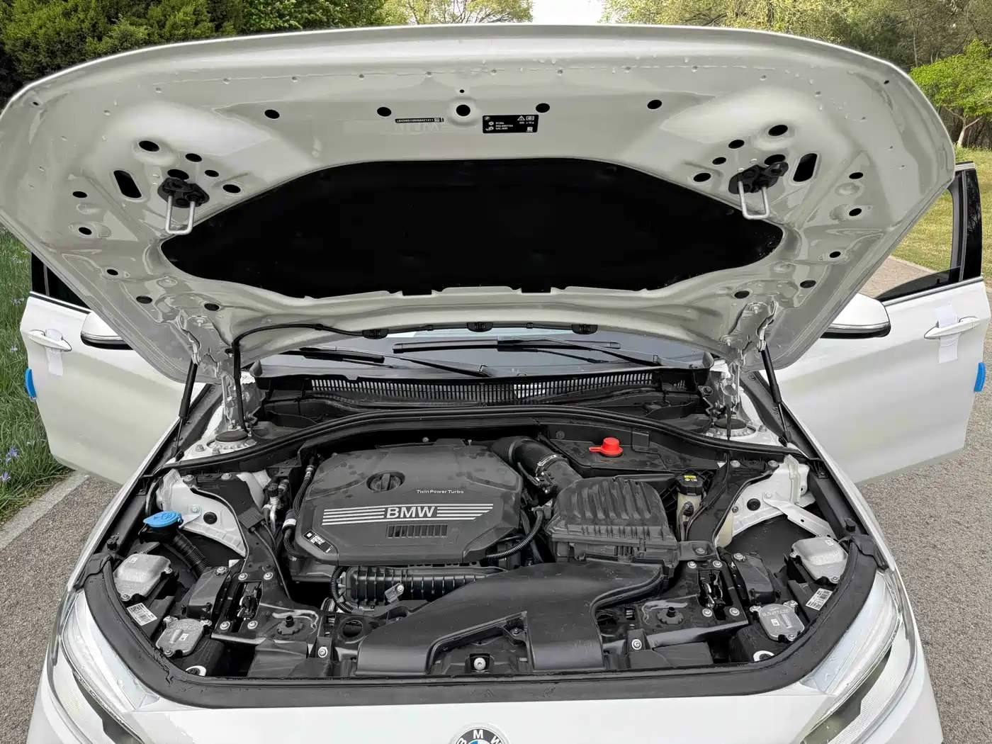BMW 1 Series 2022 120i M Sport фото 8