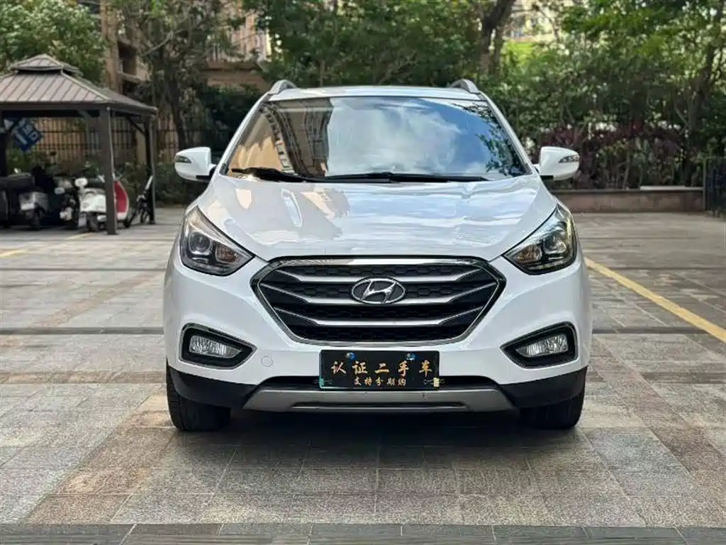 Hyundai Beijing Hyundai ix35 2015 2.0L Automatic 2WD Smart China V фото 2