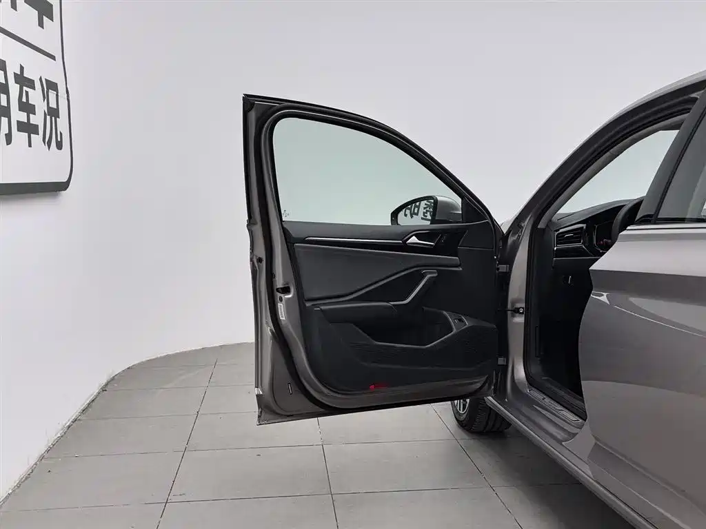 Volkswagen Sagitar 2020 280TSI DSG Luxury China VI фото 8