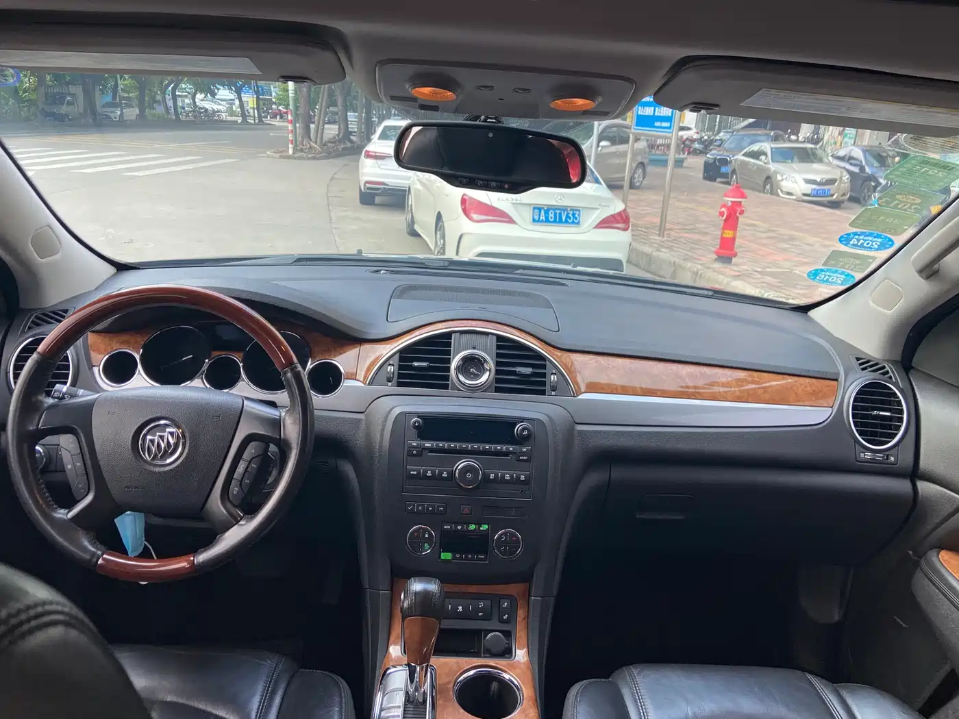 Buick Enclave 2010 3.6L Flagship Edition фото 17