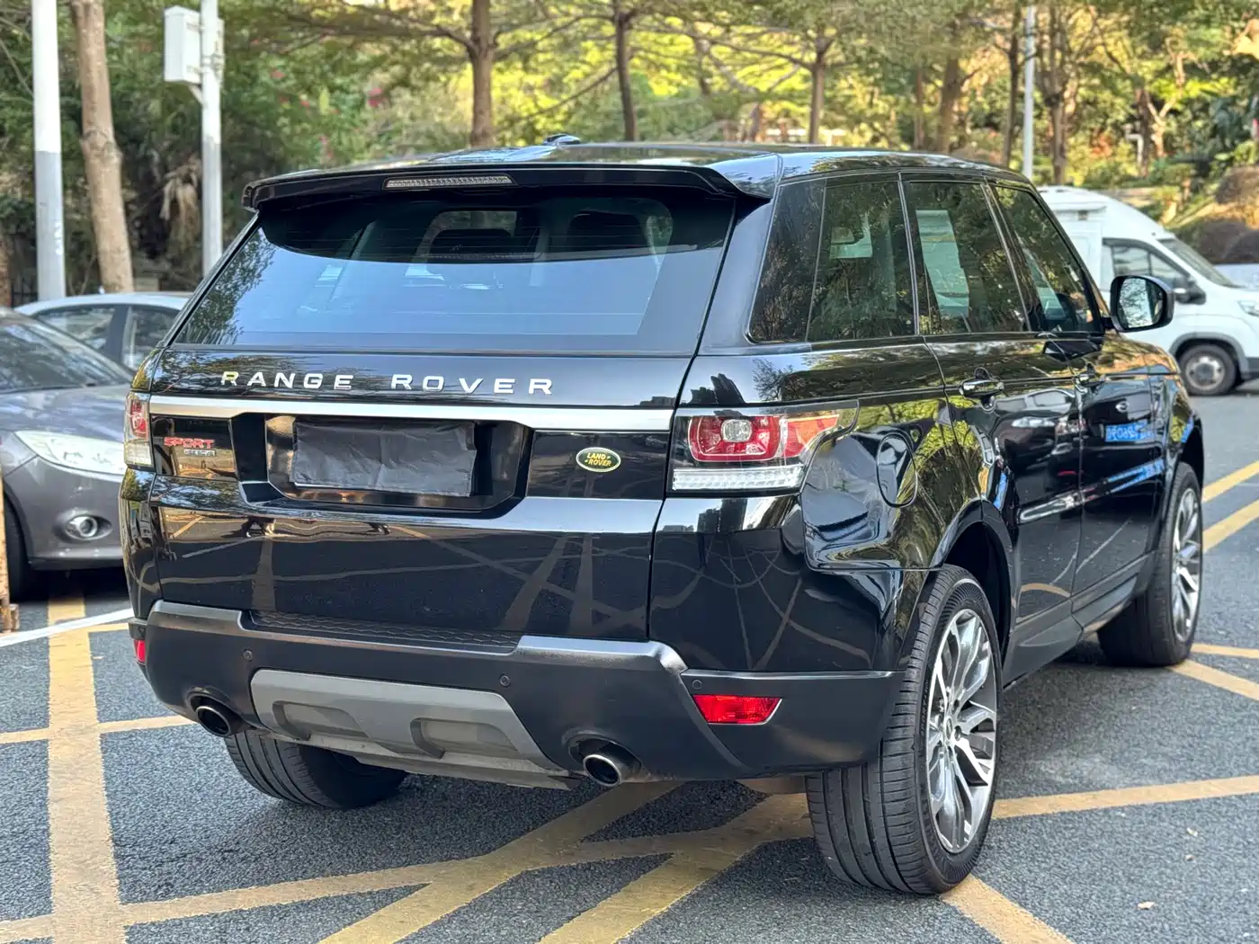 Land Rover Range Rover Sport 2016 Model 3.0 SC V6 HSE фото 19