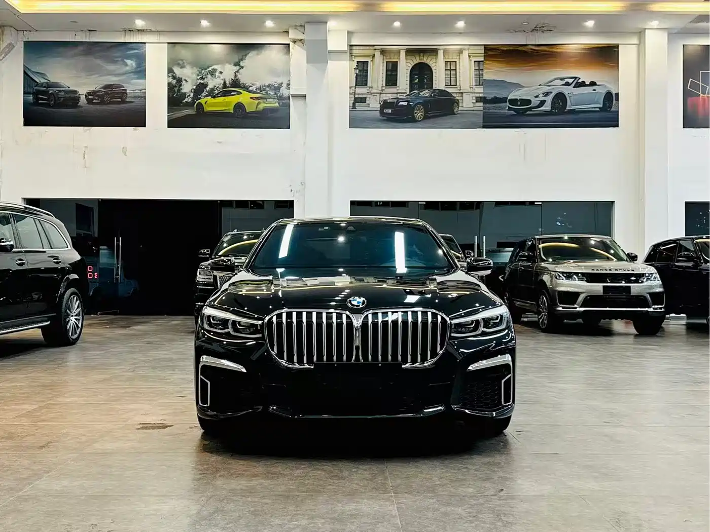 BMW 7 Series 2021 Model 740Li Leading M Sport Package фото 2