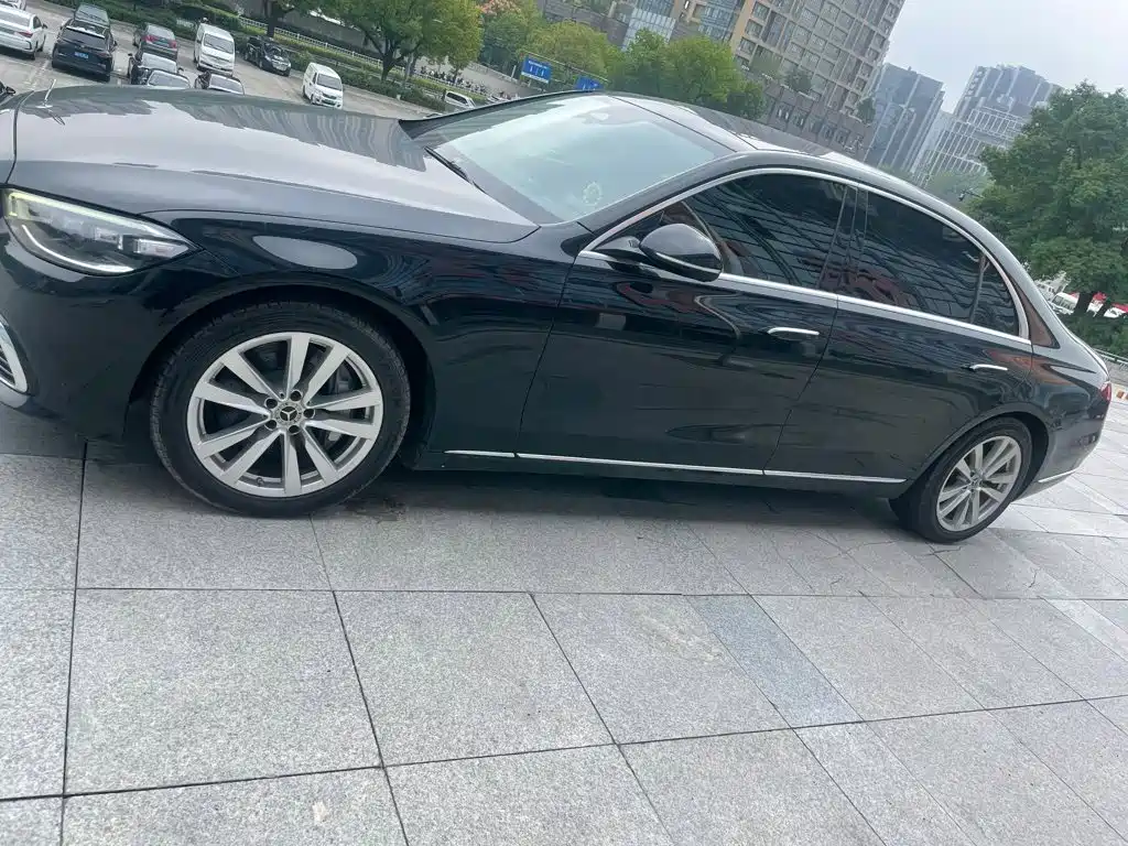 Фото 5 - Mercedes-Benz S-Class