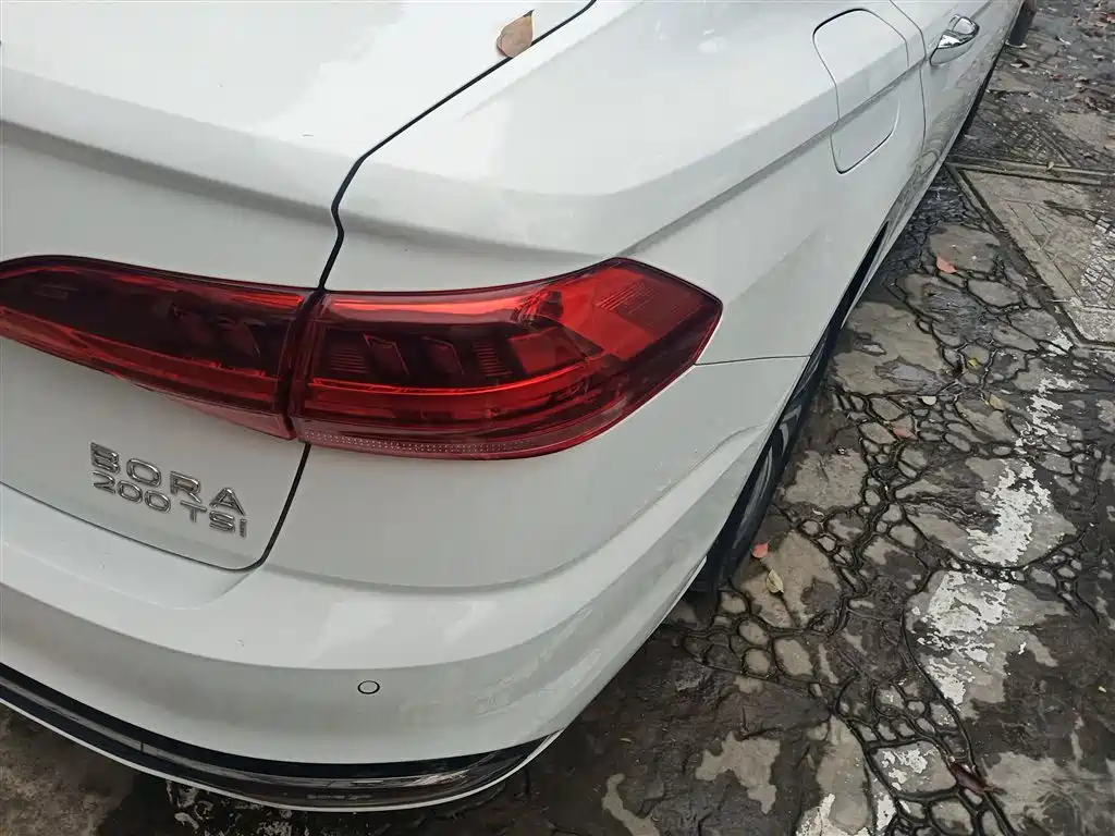 Volkswagen Bora 2023 200TSI DSG Yuexing Edition фото 8