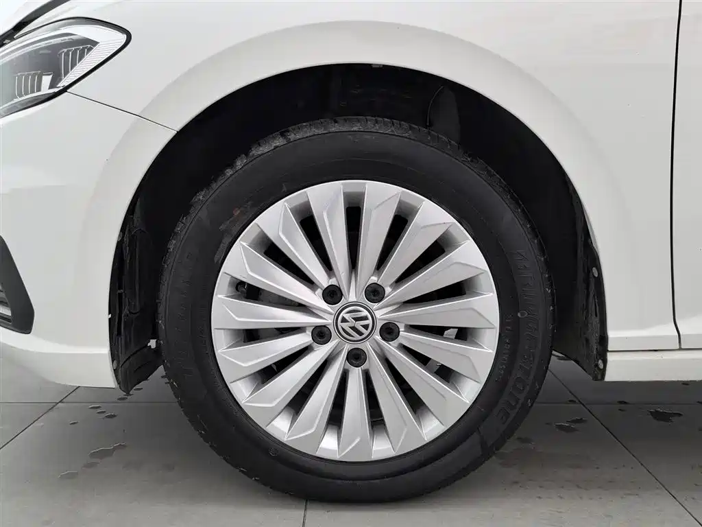 Volkswagen Lavida 2019 1.5L Manual Comfort Edition China VI фото 17