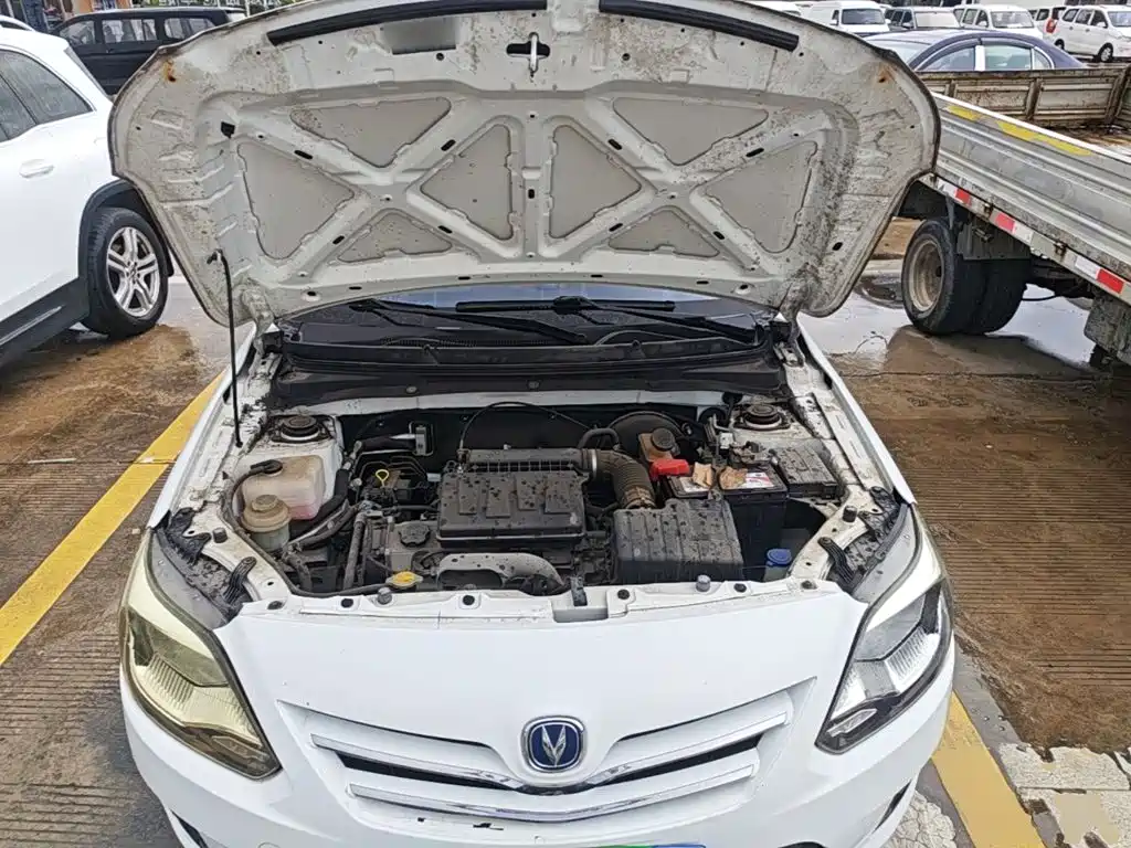 Changan Yuexiang V3 2015 2012 1.3L Manual Luxury Type China IV