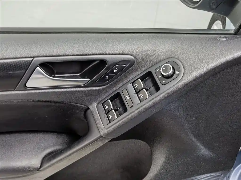 Volkswagen Golf 2012 1.4TSI Automatic Comfort фото 9