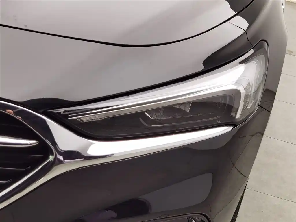 Buick LaCrosse 2021 652T Luxury Edition фото 7