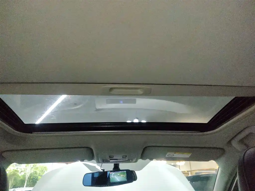 Toyota RAV4 Rongfang 2016 2.0L CVT 2WD Trend (China V) фото 18