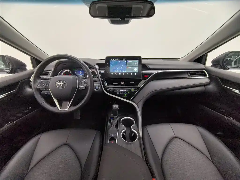 Toyota Camry 2021 2.0G Luxury Edition фото 5