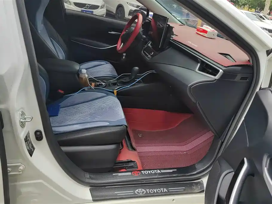 Toyota Corolla 2023 1.8L Smart Hybrid Dual Engine Pioneer Edition фото 8